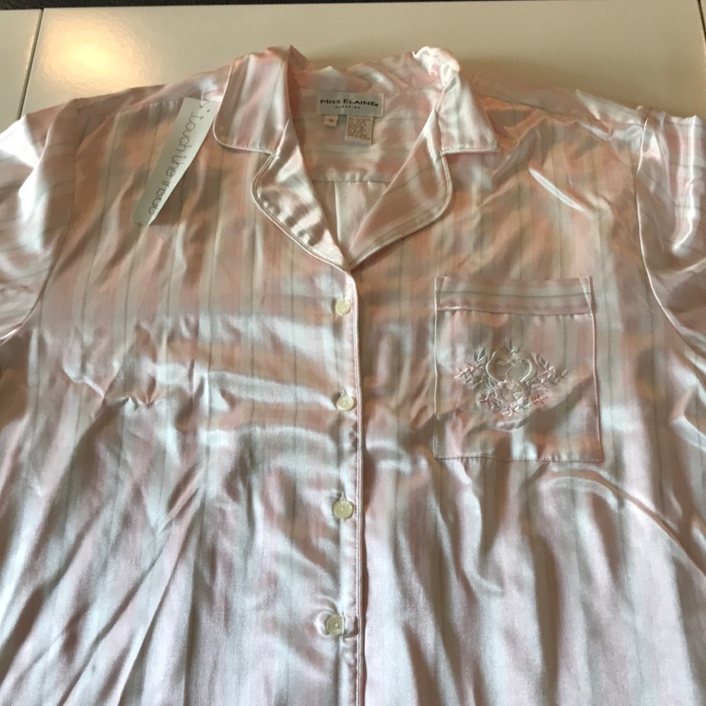 NWT Miss Elaine Mid Length Silky Nightgown